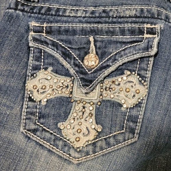 Miss Me Boot Cut Jeans Embellished Bedazzled Sparkle Diamond Crosses JP5046-4 - Picture 9 of 12